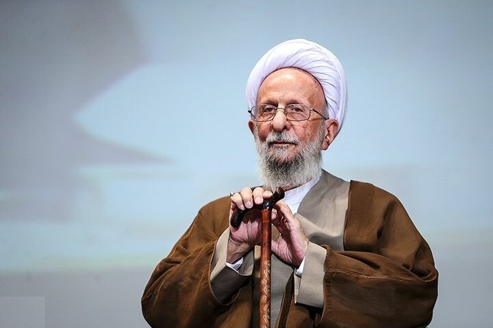 علامه مصباح یزدی؛ حکیم مجاهد انقلاب و بنیان‌گذار علوم انسانی اسلامی