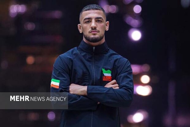 سینا خلیلی فینالیست شد