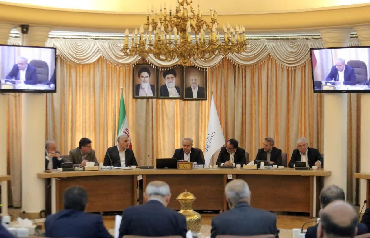 سرمست: احیای کفش تبریز نیازمند طرحی ابتکاری است