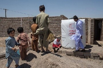 توزیع اقلام آبرسانی به ارزشی بالغ بر ۲ میلیارد ریال در جاسک