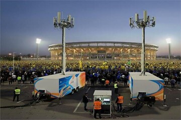 تدابیر ارتباطی در ورزشگاه پارس شیراز برای مسابقه فجر سپاسی و استقلال