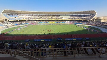 حال و هوای ورزشگاه پارس شیراز پیش از بازی فجر سپاسی و استقلال تهران