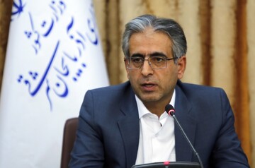 محمدزاده: گفت‌وگو و شنیدن، راه ترمیم شکاف بین نسلی است