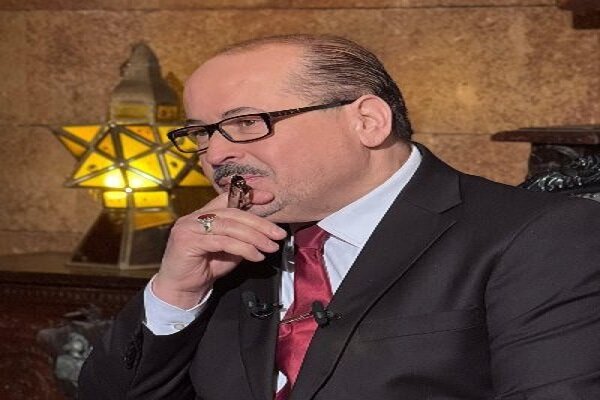 بالفيديو.. المفكر الجزائري يحيى أبو زكريا يشيد بأداء الجمهورية الاسلامية خلال العدوان الأخير