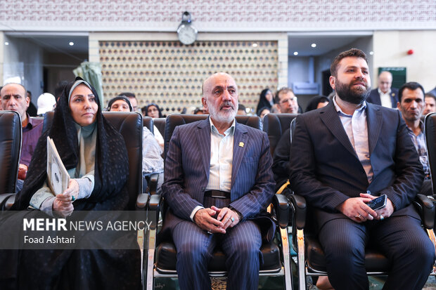 جشن میلاد حضرت زینب (س) و روز پرستار در خیریه امدادگران عاشورا