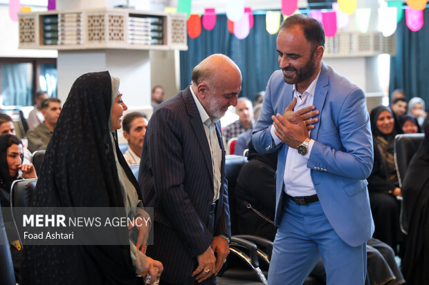 جشن میلاد حضرت زینب (س) و روز پرستار در خیریه امدادگران عاشورا