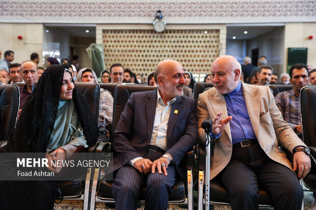 جشن میلاد حضرت زینب (س) و روز پرستار در خیریه امدادگران عاشورا