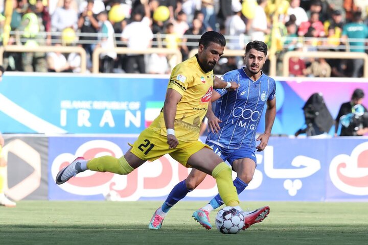 «پیروز» و فجر «قربانی» جدید ساپینتو / استقلال صدرنشین لیگ برتر شد