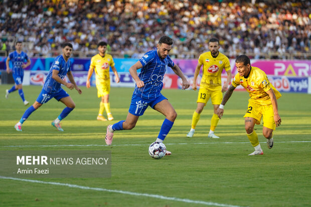 لیگ برتر فوتبال - فجر شهید سپاسی و استقلال تهران 13