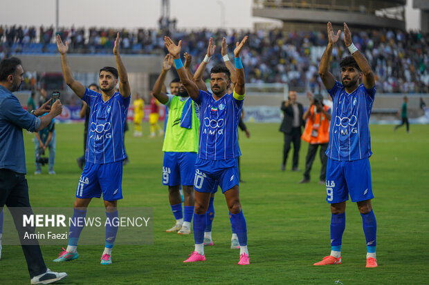 فجر شهید سپاسی - استقلال تهران