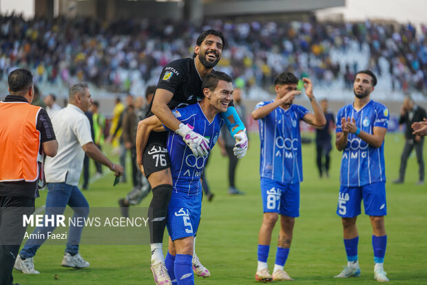 فجر شهید سپاسی - استقلال تهران