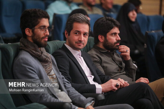 آیین رونمایی از کتاب «من از کودکی...» 18