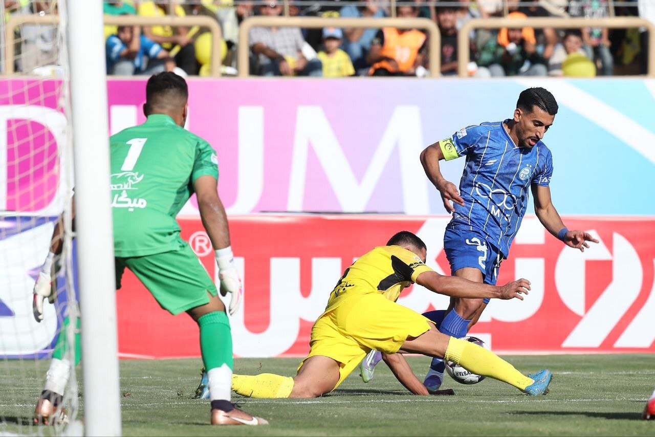 چهار بازیکن لایق پوشیدن پیراهن استقلال هستند/ شرط برای مدیرعامل جدید