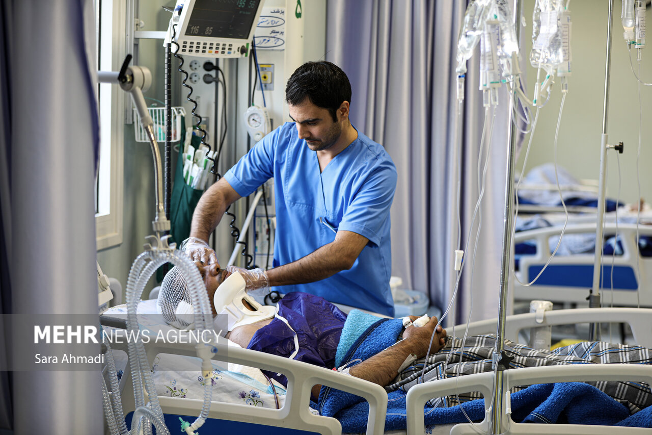 کمبود پرستار در مشهد؛ نسبت نیرو به تخت پایینتر از استاندارد ملی است