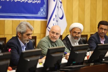 قالیباف: توزیع جمعیت در کشور ما نرمال نیست