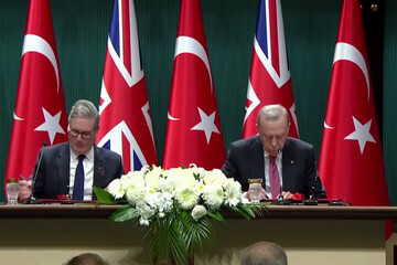 امضای قرارداد ۱۰.۷ میلیاردی «یوروفایتر تایفون» میان اردوغان و استارمر