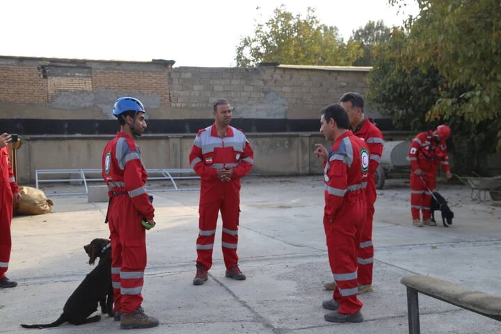 تمرین مشترک تیم‌های جست‌وجو و نجات غرب کشور برگزار شد