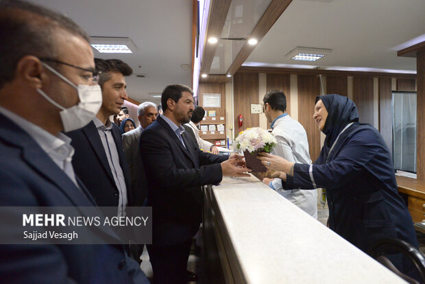 تبریک روز پرستار در همدان