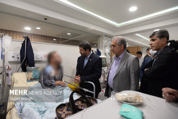 تبریک روز پرستار در همدان