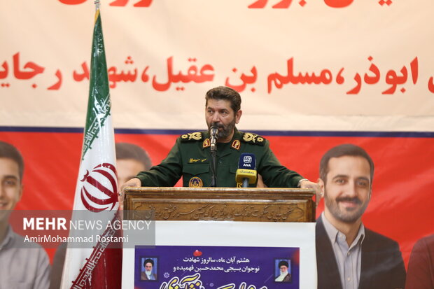 تجدید میثاق دانش آموزان تهرانی با آرمان‌های امام(ره)