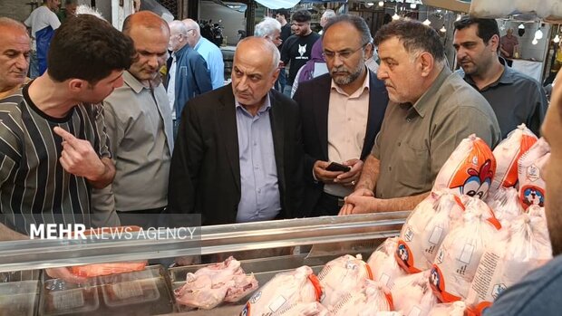 بازار گیلان در قاب بررسی مهر؛ مردم ناظر اصلی قیمت‌ ها باشند