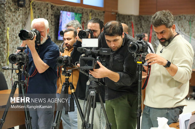 نشست خبری مسابقه «ترامپیسم»