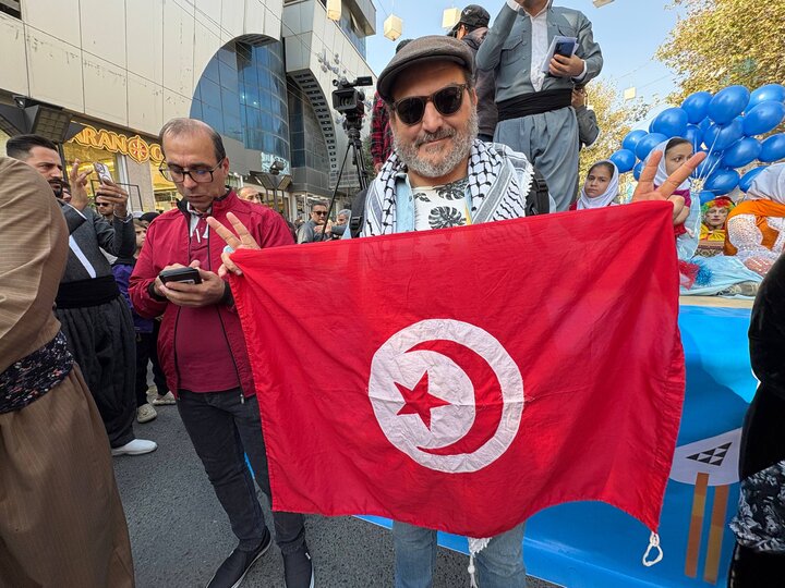 داور تونسی:تئاترخیابانی مریوان زمینهساز تعامل فرهنگی ایران و تونس است