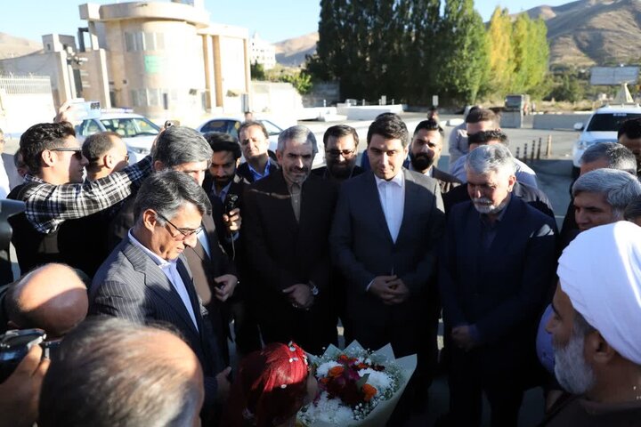 وزیر فرهنگ و ارشاد اسلامی وارد سنندج شد
