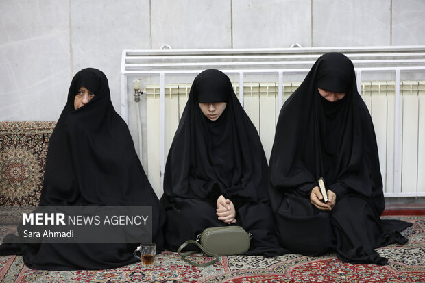 تشییع پیکر پدر شهیدان «سعیدی‌نجات»در مشهد