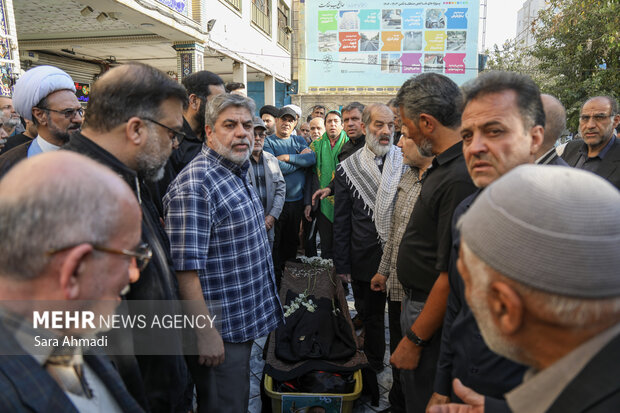 تشییع پیکر پدر شهیدان «سعیدی‌نجات»در مشهد