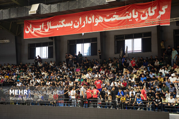 مسابقات قهرمانی بسکتبال _ شهرداری گرگان و نفت آبادان