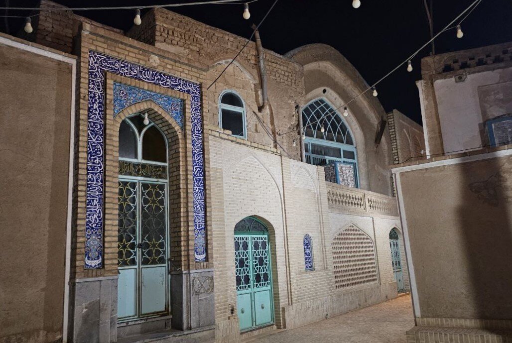مسجد،امامزاده،آئينه،ملاعلي،آران،هلال،خانه،شهر،بيدگل،آجرها،مس ...