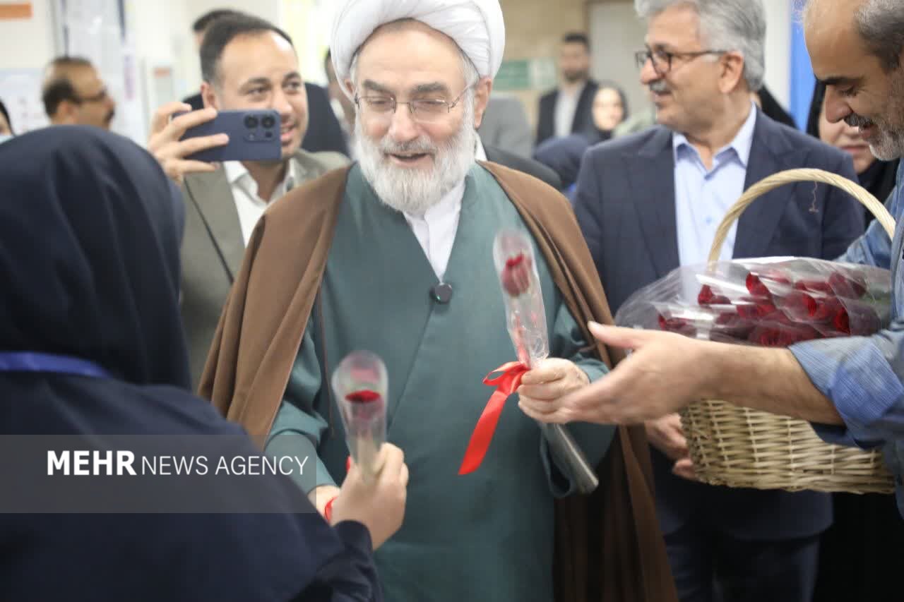 دیدار نماینده ولی‌فقیه در گیلان با جامعه پرستاری