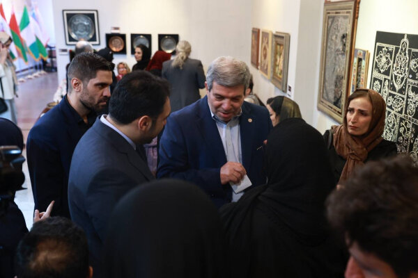 معلوليت،هنري،هنر،آثار،توانبخشي،بهزيستي،هنرمندان،حسيني،جشنوار ...