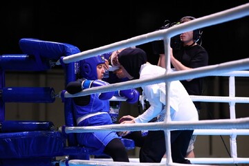 للمرة الأولى.. إيرانية تحرز ميدالية دولية في الملاكمة