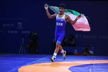 کسب ۲ مدال طلا، یک نقره و یک برنز در چهار وزن نخست توسط آزادکاران