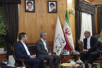 استاندار کرمانشاه: رعایت استاندارد رمز اعتماد بازارهاست