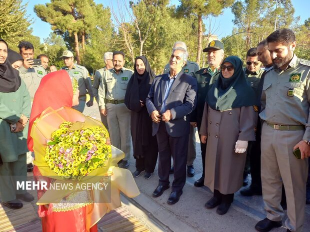شینا انصاری وارد استان سمنان شد؛ استقبال در گرمسار