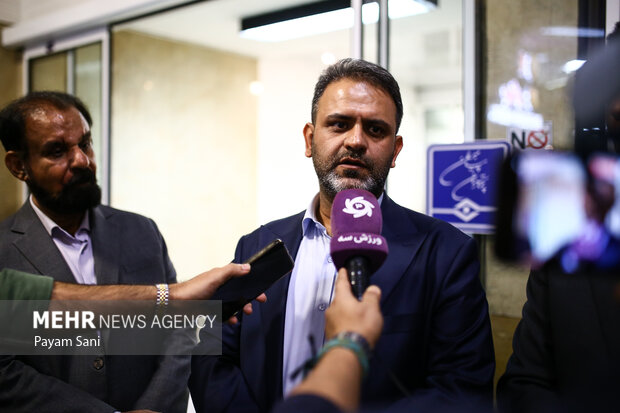 انتقال صابر کاظمی از قطر به تهران با تدابیر ویژه پزشکی 12