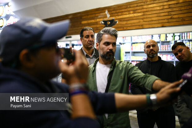 انتقال صابر کاظمی از قطر به تهران با تدابیر ویژه پزشکی 16