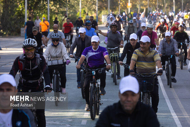 همایش دوچرخه سواری بازنشستگان تهران 35
