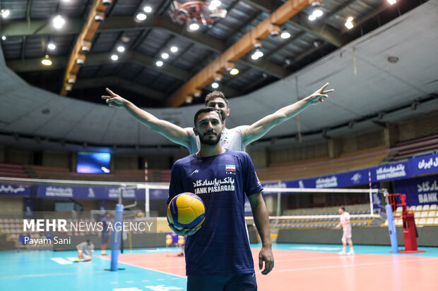 آخرین تمرین مردان والیبال ایران پیش از اعزام به ریاض