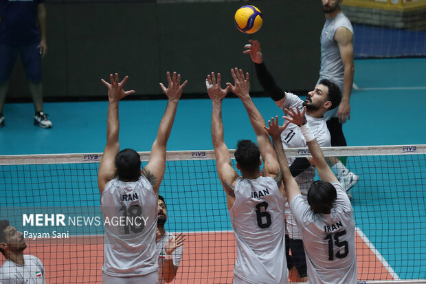 آخرین تمرین مردان والیبال ایران پیش از اعزام به ریاض