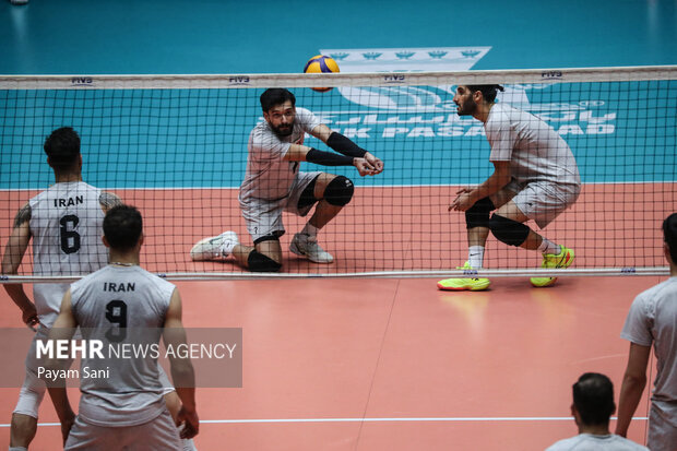آخرین تمرین مردان والیبال ایران پیش از اعزام به ریاض