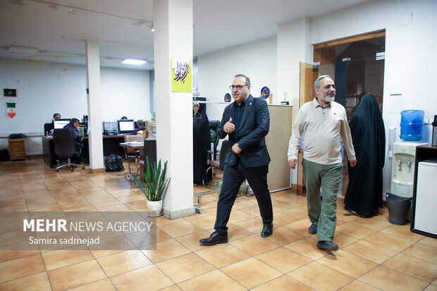 حضور رئیس دانشگاه علوم پزشکی ایران در گروه رسانه‌ای مهر