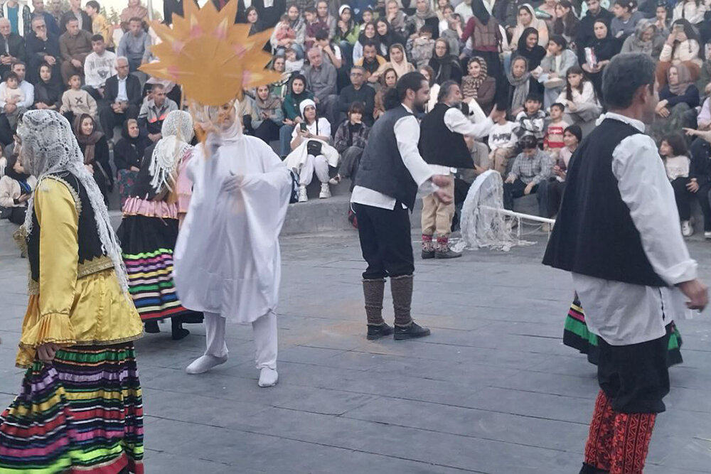 کارگردان «آهوچره»: جشنواره مریوان تئاتر را به مطالبه مردمی تبدیل کرد