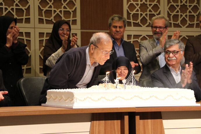 آیین بزرگداشت هادی خانیکی برگزار شد