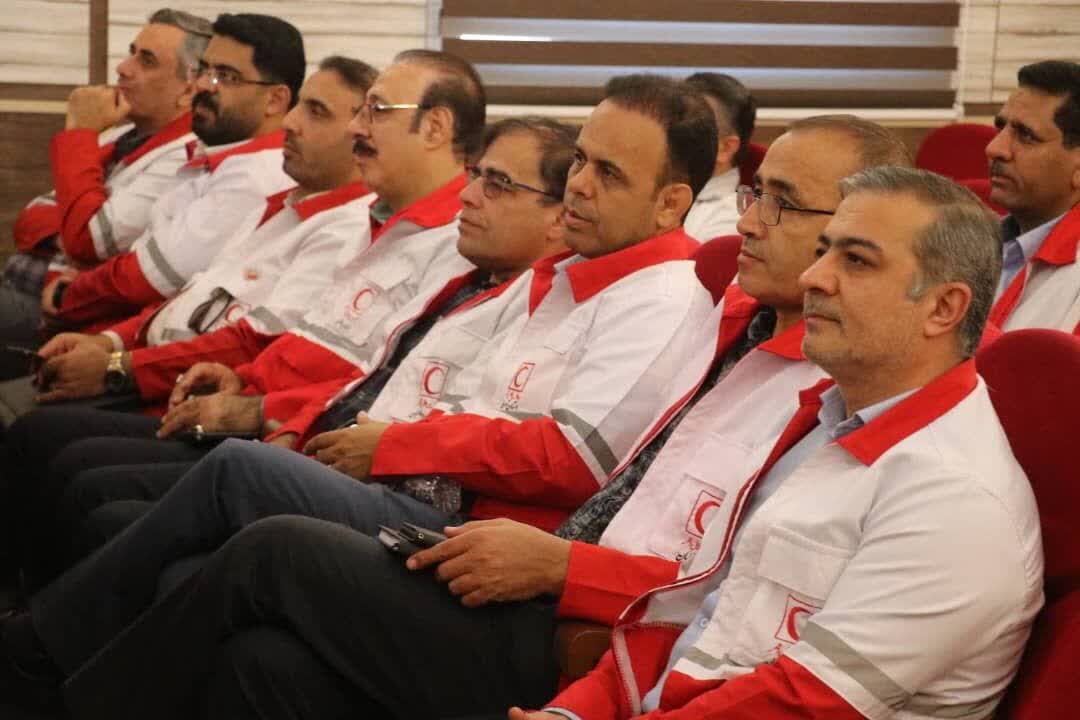 معاون  جمعیت هلال‌احمر کشور: جذب داوطلبان  هلال احمر ۱۰ برابر شد