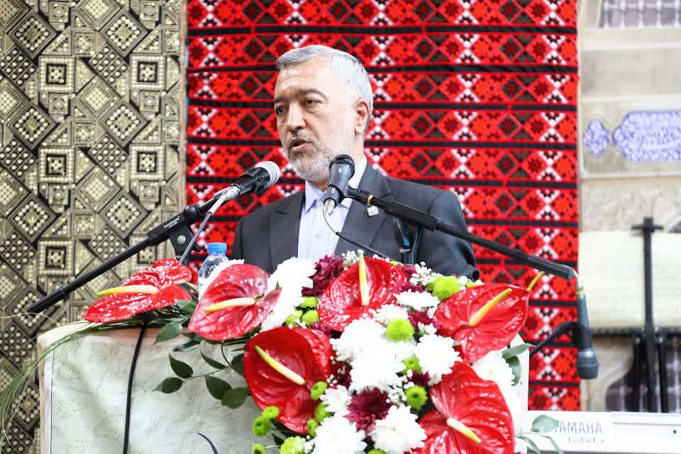 اسدی: آموزش و پرورش باید ریشه جامعه باشد 