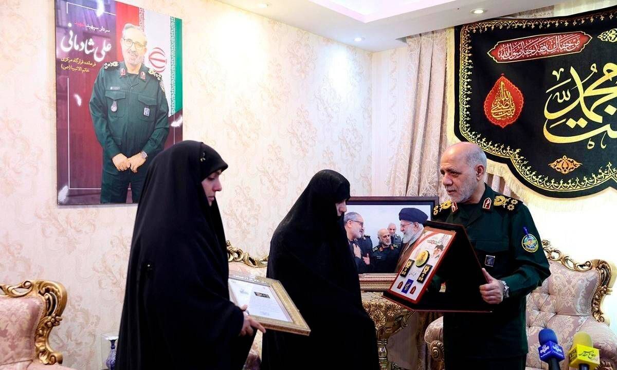 حضرت،علي،سرلشكر،قرارگاه،شادماني